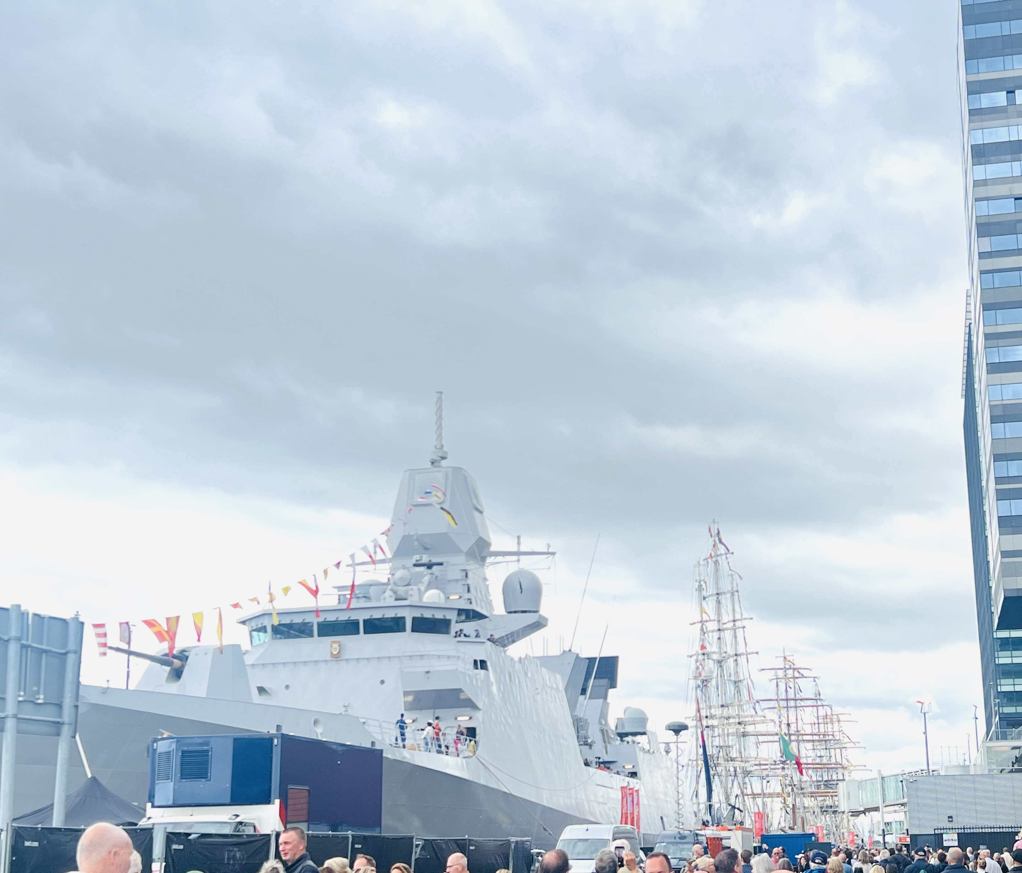 Ships in the IJhaven